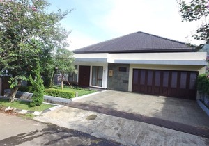 7 BR Hill View Villa with a private pool 1