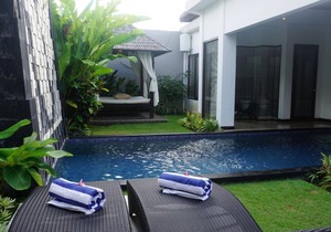Amazing 1 Bedroom private pool near Seminyak
