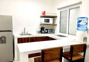 AQUA GUESTHOUSE ~ STEPS FROM BEACH ~ A+ INTERNET