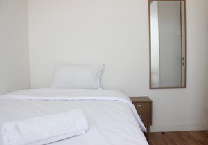Artistic 3BR Apartment at Landmark Residence By Travelio
