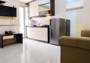 Best Price 2BR Greenlake Sunter Apartment By Travelio