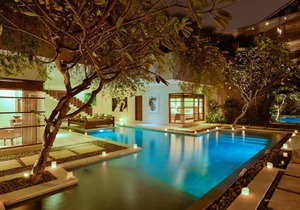 Boutique 8BR Luxury Villa Located In Eat St, Seminyak! 7Min Walk To The Beach!