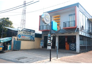 Budi House & Food Station