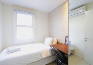 Clean and Cozy 2BR Apartment Parahyangan Residence By Travelio