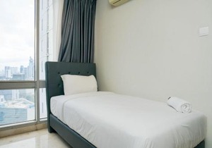 Comfortable Deluxe 2BR at The Empyreal Condominium Epicentrum Apartment By Travelio