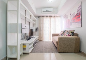 Contemporary 2BR at The Wave Apartment By Travelio