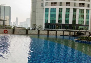 Contemporary 2BR at The Wave Apartment By Travelio
