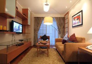 D Varee Montara Thonglor 25