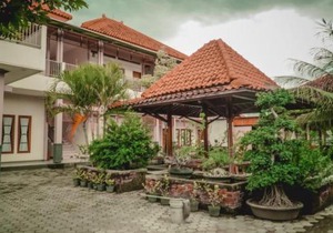 Grand Cepu Hotel