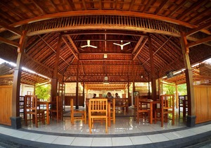 GRAND CEPU HOTEL