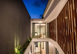 Great Location, 7 minutes walking to Beach