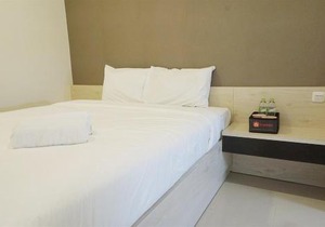 Homey 2BR Apartment at Parahyangan Residence near Parahyangan University By Travelio
