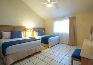 Hotel ∙ Stylish 1BR Junior Suite Near Las Palmas Park