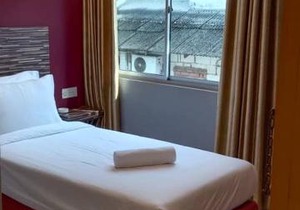KTHREEGOD HOTEL