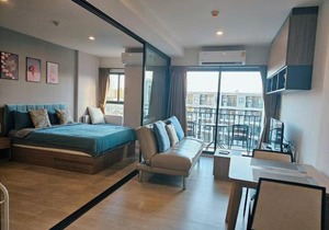 La Casita Huahin by Ying