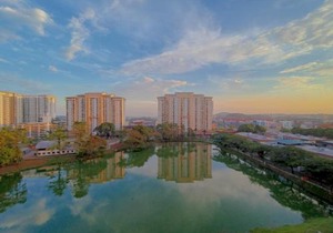 -Lake View- Mount Austin IKEA Toppen 10 mins - B113