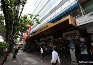 Majestic Suites Hotel