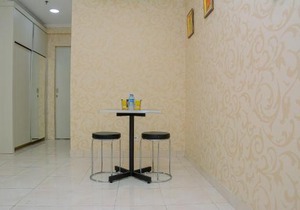 Minimalist and Cozy 1BR Apartment at The Boulevard By Travelio
