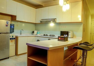 Modern 2 BR Apartment @ FX Residence with City View By Travelio