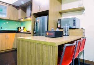 Modern 2BR at The Wave Epicentrum Apartment near Kuningan By Travelio