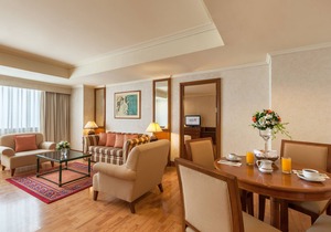 One Bedroom Grand Suite Apartment in the city center (G46)