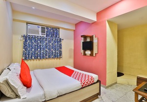 OYO 2284 Hotel Honey Bunny