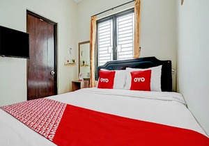 OYO 90211 I-sidji Inn