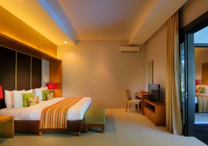 Perfect Location 5 Min to Seminyak Beach- 2 BR and Private Pool