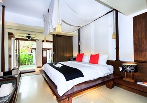 Plunge Pool Suite 18
