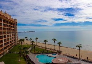 Premier Host Sonoran Sun W-611 Sun-Tan-Escape 1 BR Oceanfront Condo in Puerto Peñasco