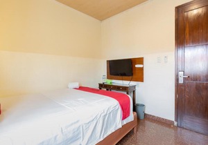 RedDoorz near Halim Perdanakusuma 3
