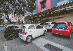RedDoorz near Pasundan University 2