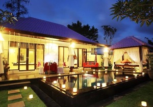 Romantic Honeymoon Pool Villa @Kuta