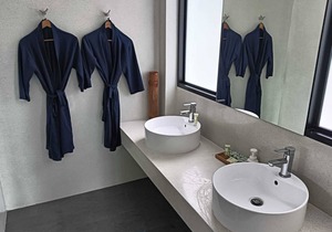 Room B6 - Panoramic Sea View