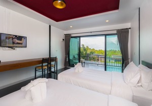 Room Only · Deluxe with Garden View Room, 16min to Phuket Old Town