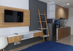 Ruby Apartment #6