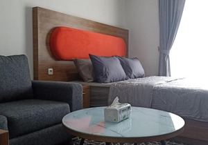 Ruby Apartment #9