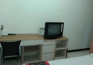 Rumah Tawa Guesthouse - 2 Syariah