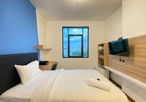 Simply Studio Room Semi Apartment at The Lodge Paskal near BINUS University By Travelio