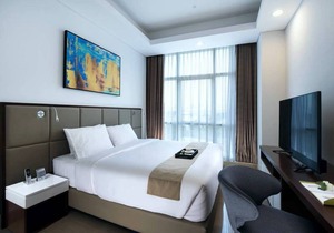 Two-bedroom Executive Serviced Apartment Oakwood Suites La Maison
