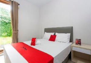 Reddoorz Cilandak Town Square | Cilandak