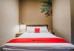 Reddoorz Mall Slipi Jaya | Kemanggisan