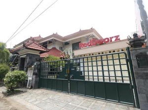 Reddoorz Syariah Gelora Delta Sidoarjo | Sidoarjo