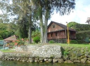 Tuk Timbul Bungalows | Ambarita