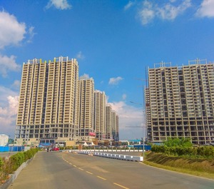 Cozy Bassura City 