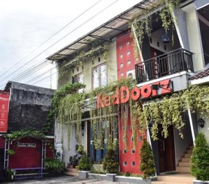 Reddoorz Hartono Mall 