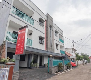 Reddoorz Buah Batu 
