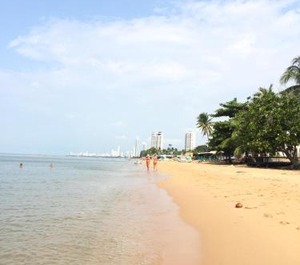 Beach Condotel 