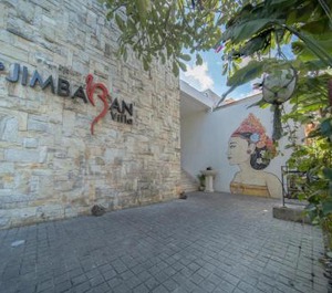 Br Villa Jimbaran 