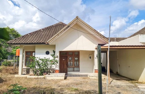 Bontang House | 100 m² House ∙ 3 bedrooms ∙ 7 guests